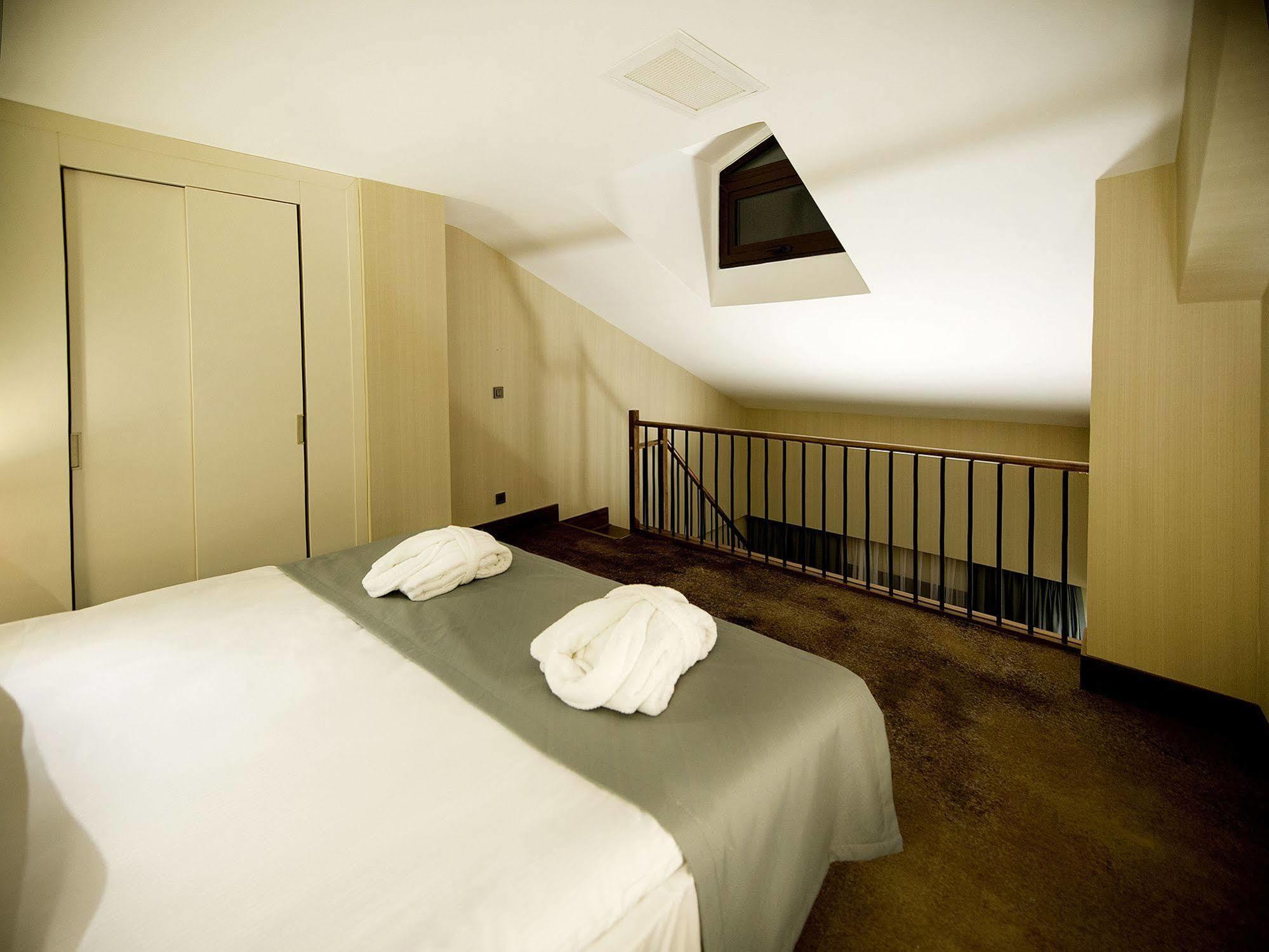 Ramada By Wyndham Istanbul Florya Hotel Exterior photo